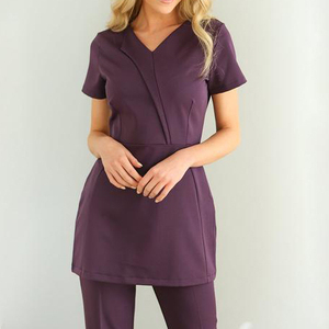 Tunique de Salon OEM pour Esthéticiennes, Coiffeuses, Thérapeutes, Spa, Soins de Santé, Haut Respirant Unisexe, Logo Personnalisé, Uniformes de Luxe pour Spa - Product Image 4