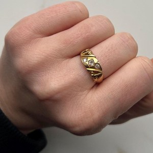 Bague Vintage en Or Jaune 18K Véritable Or, Filigrane avec Trio de Diamants de Laboratoire, Style Antique, Anneau de Mariage pour Femme - Product Image 3