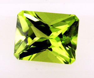 Piedra preciosa curativa preciosa de corte radiante facetado de peridoto suelto natural piedra preciosa de color verde de loro al mejor precio - Product Image 3