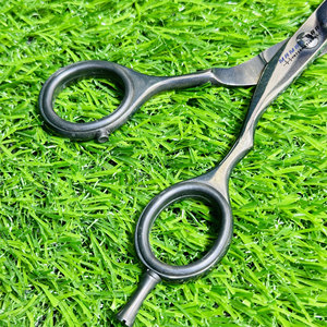 Tijeras de Peluquería Profesionales Negras de Primera Calidad para un Corte Preciso, Tijeras de Acero Inoxidable de Calidad de Salón con Filo Afilado - Product Image 4