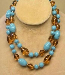 Collar de Resina Hecho a Mano APEX ALIGN con Hojas de Oro Brillante y Cuentas, Diseño de Paz Adorable para Uso Diario, Fiestas y Regalos para Mujeres - Product Image 2