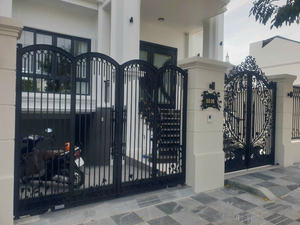 EURO IRON DOOR COMPANY, Puerta de Hierro Forjado de Alta Calidad, Marco de Acero Inoxidable, Estilos Moderno/Clásico/Europeo/Tradicional, Cercas - Product Image 4