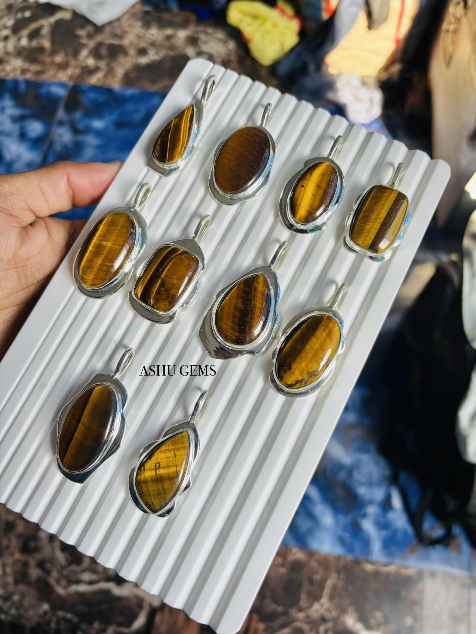 เช่นเดียวกับภาพ