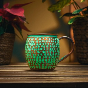 Mug en cuivre au look vintage, style martelé classique, idéal pour le thé, le café et la bière, avec un attrait rustique de barware. - Product Image 5