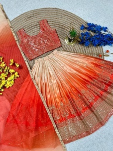 ชุดเลเฮนกาโชลีสีส้มแบบดั้งเดิมสำหรับเด็กผู้หญิง พร้อมงานปัก สำหรับใส่ในงานแต่งงาน ทรงปกติ - Product Image 3