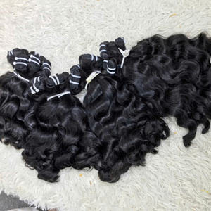 Extensiones de Cabello Humano Natural Ondulado Vietnamita de Lujo de 30 Pulgadas, Pre-Adheridas con Cinta Invisible, Sin Químicos - Product Image 3