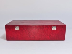Boîte à bijoux rectangulaire en bois HASAN CRAFT, finition laquée rouge, fermoir en acier inoxydable, design classique écologique, rangement pour chambre à coucher - Product Image 5