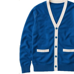 เสื้อคาร์ดิแกนถักไหมพรมสีน้ำเงินขาวลายทาง แขนเสื้อลายทาง สไตล์ Preppy สำหรับสตรีนักศึกษาชมรมมหาวิทยาลัย ขายส่ง รับผลิตแบบ OEM - Product Image 4
