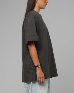 Camiseta Deportiva Informal para Mujer, Fabricada en Pakistán, de Tela Jersey Transpirable, Color Gris Oscuro Liso, Productos de Moda, Cómoda de Usar - Product Image 5