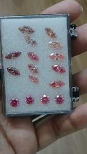 Par de Pendientes de Diamantes Sueltos con Certificación IGI, Cultivados en Laboratorio, 1CT, Personalizables, CVD HPHT, Forma y Color Mixtos - Product Image 4