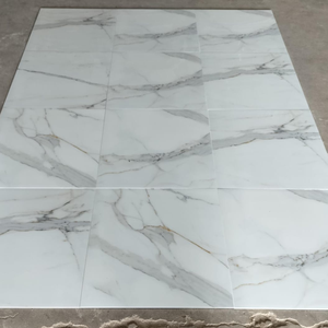 กระเบื้องปูพื้นพอร์ซเลนขัดเงาพิเศษ ขนาด 600 x 600 มม. ลายหินอ่อน สำหรับโชว์รูม สำนักงาน อาคาร สำนักงาน หรือพื้นที่นั่งรอ - Product Image 3