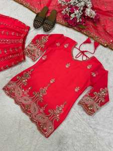 Ensemble de costume ethnique de luxe en georgette de renard de qualité supérieure, 3 pièces, pour l'Aïd, Diwali, les réceptions, les fiançailles et les occasions spéciales - Product Image 5