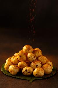 Nueces de Makhana Crudas Peri Peri Picantes, Orgánicas, Semiblandas, Altas en Proteínas y Bajas en Grasas, Hechas en India, Paquete de 90 g - Product Image 2