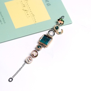 Montre-bracelet à quartz unique rétro personnalisée pour femmes, or rose, émail floral, cristal, chaîne réglable, cadran analogique, bijoux élégants - Product Image 4