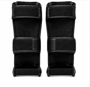 Espinilleras de Boxeo QST de Cuero PU, Equipo de Protección para Entrenamiento de Muay Thai y MMA, Ligeras, Negras y Blancas, para Adultos - Product Image 5