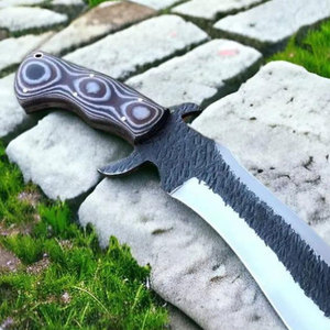 Couteau Bowie en acier inoxydable, grand couteau utilitaire pour le camping et la chasse en plein air, avec poignée confortable, construction durable et étui. - Product Image 5