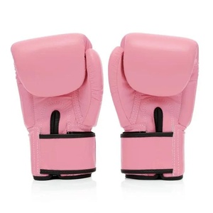 Guantes de Boxeo Fairtex Rosados Personalizados, Fabricados Profesionalmente, Ligeros, Duraderos y Cómodos para Sparring - Product Image 2