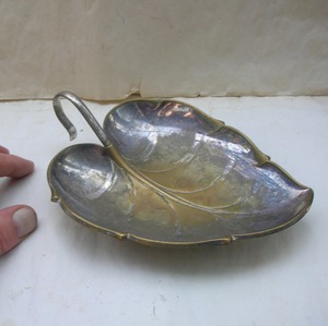 Silver Leaf Shape Embossed Metal <b>Tray</b> With Floral Design Decorative Serving Plate Suitable For <b>Snacks</b> Dry Fruits And Table Decor - Product Image 5