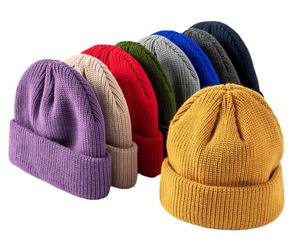 Bonnet tricoté uni doux et chaud pour enfant, personnalisable avec logo, idéal pour la plage et les voyages – Vente en gros - Product Image 3