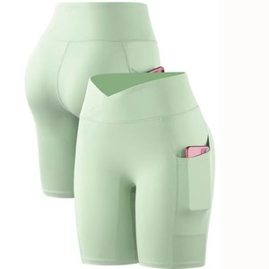 Shorts de sport personnalisés pour femmes, taille haute, ajustés, séchage rapide, respirants, pour le cyclisme et le fitness, avec poches - Product Image 3