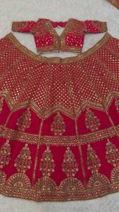 Lehenga Choli en soie traditionnel indien, orné de sequins, de Zari et de travail de Dori, pour tenue de mariage pour femmes, longueur au sol. - Product Image 6