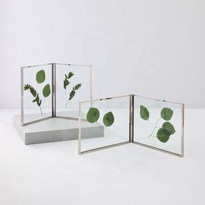 Cadres flottants en verre double de différentes formes et tailles pour fleurs et feuilles pressées – Vente en gros de décorations pour la maison - Product Image 1