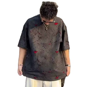 เสื้อยืดโอเวอร์ไซส์พิมพ์ลายสำหรับผู้ชาย แขนสั้น คอกลม สไตล์สตรีท ผ้าเจอร์ซีย์ถัก 100% ผ้าฝ้าย ระบายอากาศได้ดี น้ำหนัก 220 กรัม - Product Image 1