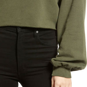 Sudadera con capucha extragrande y corta para mujer, con precio económico para compradores al por mayor, diseño de alta calidad con logotipo personalizado a precio económico. - Product Image 6