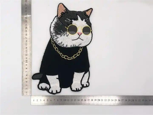 Patch brodé en tissu tissé pour vêtements, badges brodés personnalisés, patchs thermocollants 2D 3D en PVC avec crochet et boucle - Product Image 4