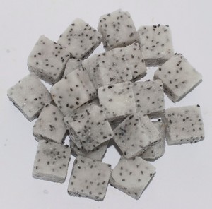 Pruebe la fruta del Dragón congelado de los trópicos pura, dulce, fácil de comer haciendo una comida perfecta - Product Image 1