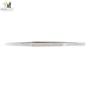 Pinzas Quirúrgicas de Punta Fina de Acero Inoxidable con Cierre de Mandíbula de Precisión, Reutilizables, Ecológicas y con Anillos Cómodos para los Dedos - Product Image 1