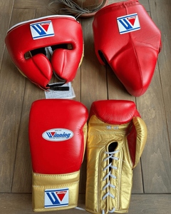 Ensemble d'entraînement de boxe professionnel en cuir sur mesure de haute qualité Winning pour sparring : gants de boxe, protège-tête, protège-aine - Product Image 1