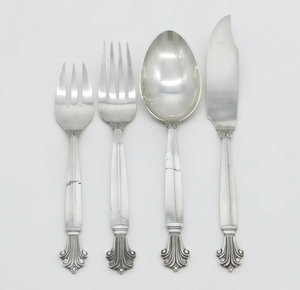Ensemble de couverts minimalistes en argent fini pour servir des desserts, des apéritifs, lors de mariages, de fêtes et pour une utilisation à la maison ou en cuisine. - Product Image 1