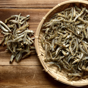 Anchoas Enteras Secas - Vietnam, Bajo Contenido de Sal, Grado A, 3-5 cm, Sin Aditivos, Empaquetado a Granel/en Caja, Calidad de Exportación - Product Image 1