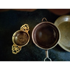Highest Quality Gold Metal Tea Strainer With Fine Mesh Lid For Loose Leaf Brewing Kitchen Tool - Product Image 6