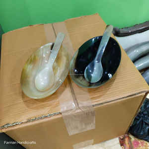 Cuenco Ovalado de Cuerno de Buey Hecho a Mano con Cuchara Pequeña de Cuerno, Juego de Cocina y Comedor Natural de Primera Calidad para Fiestas - Product Image 2