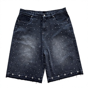 Shorts en jean Y2K pour homme, ornés de strass, style vintage délavé noir, coupe ample, jambes larges, avec cristaux argentés scintillants, streetwear - Product Image 1