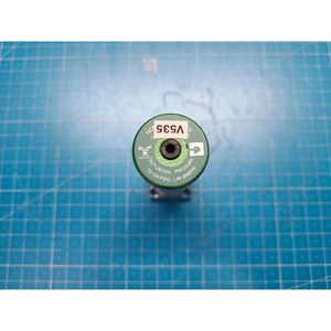 Vanne à diaphragme pneumatique VERIFLO SM930LP1NOS102 45901003NO2P, utilisée comme pièce détachée pour équipement semi-conducteur d'occasion - Product Image 1