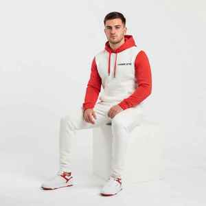 ชุดวอร์มมีฮู้ดสีขาวแดงสำหรับผู้ชาย ชุดลำลองผ้าฝ้ายแบบเต็มตัวสำหรับวิ่งออกกำลังกาย พร้อมเชือกผูกและกระเป๋า - Product Image 4