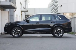 Tuguan L 2025, Vehículo SUV de Alto Rendimiento, Volante a la Izquierda, de <span class=keywords><strong>Uniland</strong></span> en China - Product Image 6