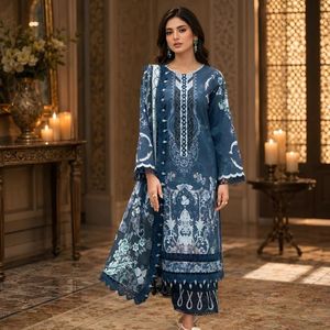 Conjunto de dos piezas de algodón estampado de alta calidad con dupatta de algodón puro, ropa étnica de diseñador, precio mayorista de Royal Exports - Product Image 3