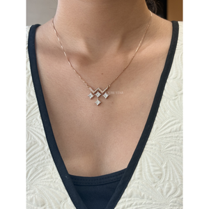 Collar con Colgante de Diamante Cultivado en Laboratorio de 1.70 Ct, Geométrico, Certificado por IGI, para Mujer, Oro de 14K, Diseño Elegante y Personalizado - Product Image 1