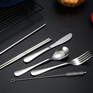 Ensemble de couverts de voyage réutilisables en acier inoxydable plaqué argent, poli miroir, pour la randonnée, le camping, les repas en plein air et l'usage quotidien - Product Image 2