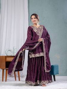 Robe ethnique traditionnelle indienne et pakistanaise pour femmes, en soie violette brodée, longueur au sol, coupe ample, toutes saisons - Product Image 3