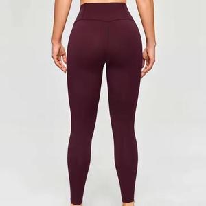 Shorts de Yoga de Cintura Alta para Mujer, Color Sólido, Impresión de Logotipo Personalizado, Ecológicos, Spandex/Nailon, Control de Abdomen, Transpirables, Secado Rápido - Product Image 2