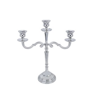 Candélabre en acier inoxydable à trois bras, base circulaire, durable, décoration d'intérieur à prix avantageux - Product Image 1