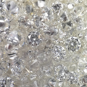 Diamantes sueltos Diamantes naturales de corte brillante redondos de La India en una claridad y color FG de un tamaño de 1,80mm a 2,05mm - Product Image 4