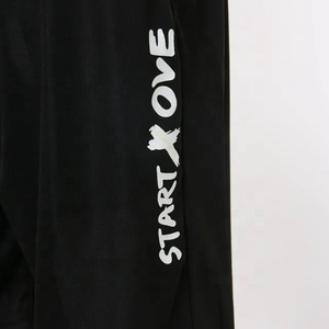 Costumes de jogging décontractés d'été unisexes personnalisés pour hommes survêtements en polyester imprimé vierges à porter - Product Image 4
