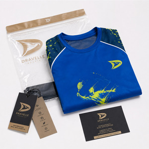 เสื้อกีฬาเทนนิส OEM ODM เสื้อแพเดลสีน้ำเงินโคบอลต์ แห้งเร็ว พร้อมดีไซน์ลายสนามระดับพรีเมียม แผงไมโครเพอร์ฟอร์เรต - Product Image 5