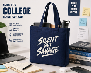 Sac fourre-tout en toile bleu marine Silent But Savage avec fermeture à glissière et longue poignée, sac de courses réutilisable - Product Image 4